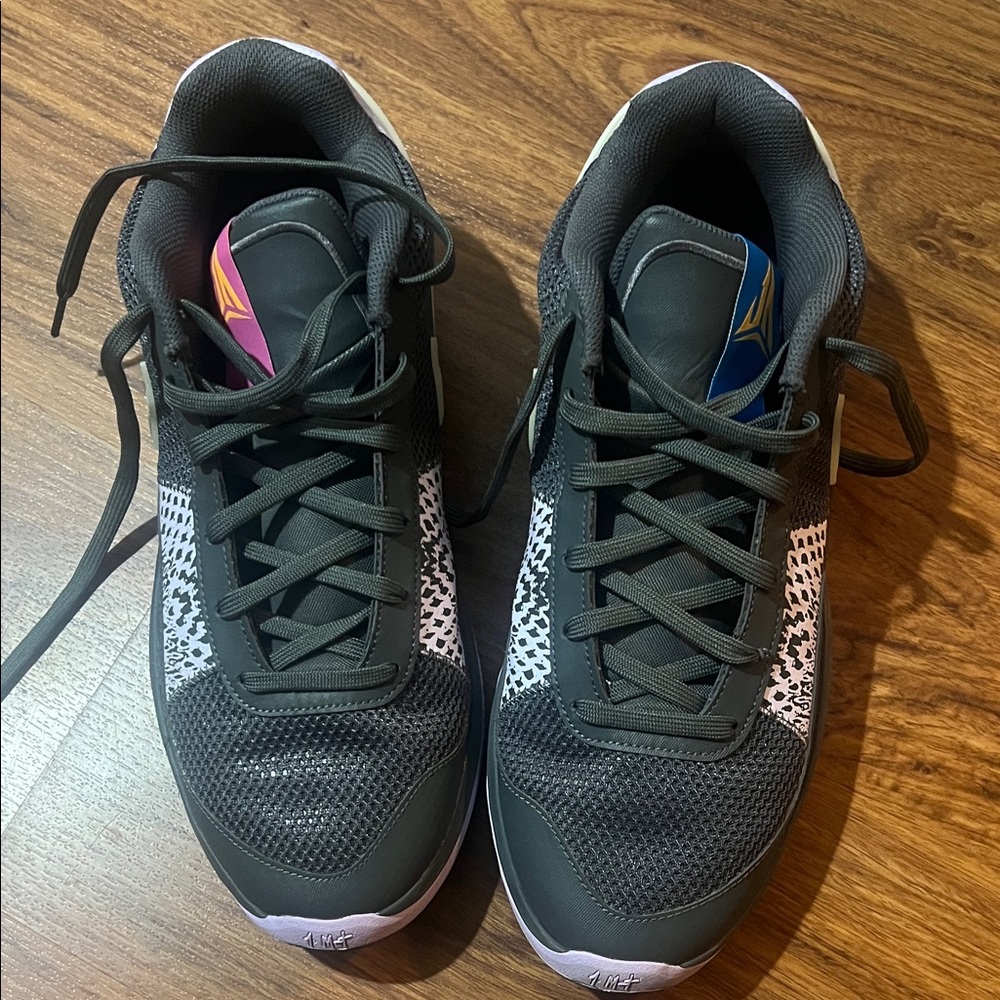 Black Athletic Sneakers